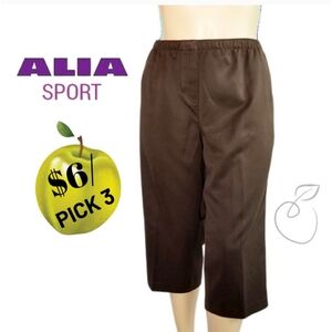 ALIA SPORT CAPRIS DARK BROWN SIZE 22W